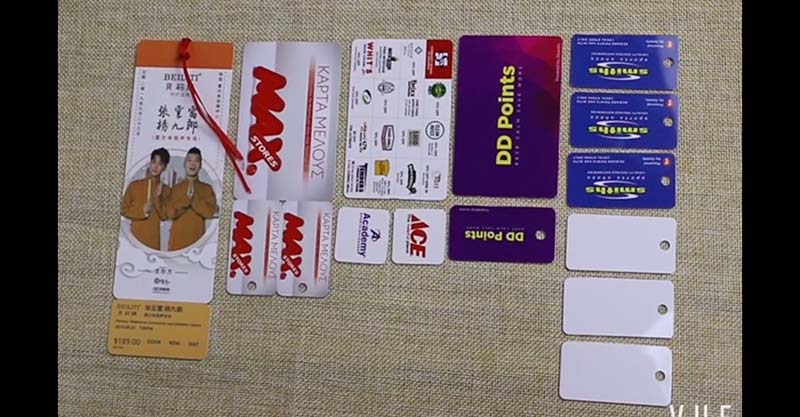 Etiquetas de plástico PVC para llaves en 1 tarjeta
